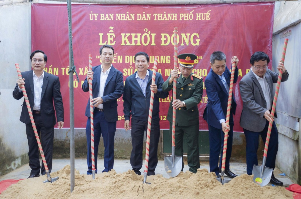 than toc thuc hien chien dich quang trung xay nha cho dan vung thien tai hinh anh 1