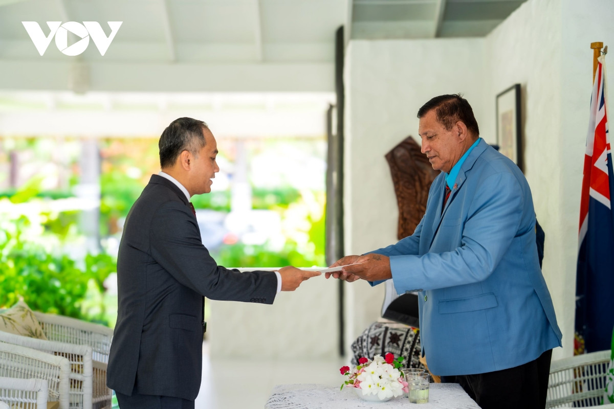 quan dao cook coi trong quan he voi viet nam hinh anh 1