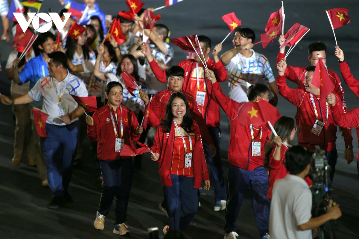 be mac sea games 33 Doan the thao viet nam dung thu 3 toan doan hinh anh 44