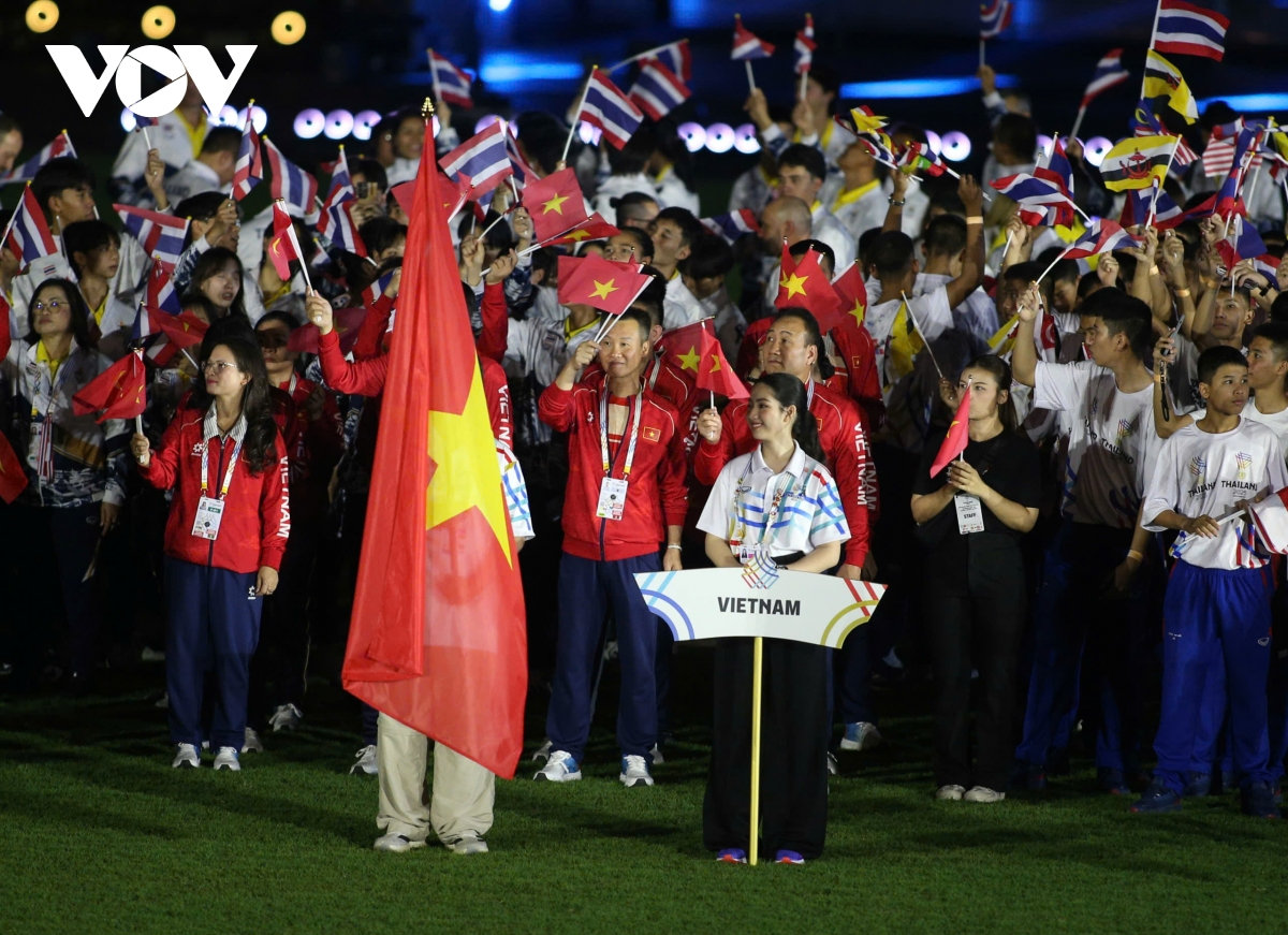 be mac sea games 33 Doan the thao viet nam dung thu 3 toan doan hinh anh 54