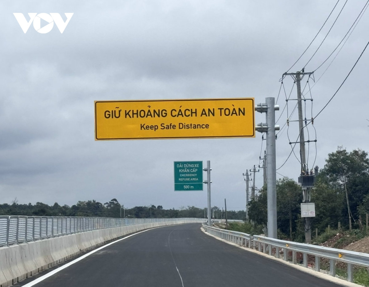 lam xuyen tet duong lich de cao toc khanh hoa-buon ma thuot som thong toan tuyen hinh anh 4