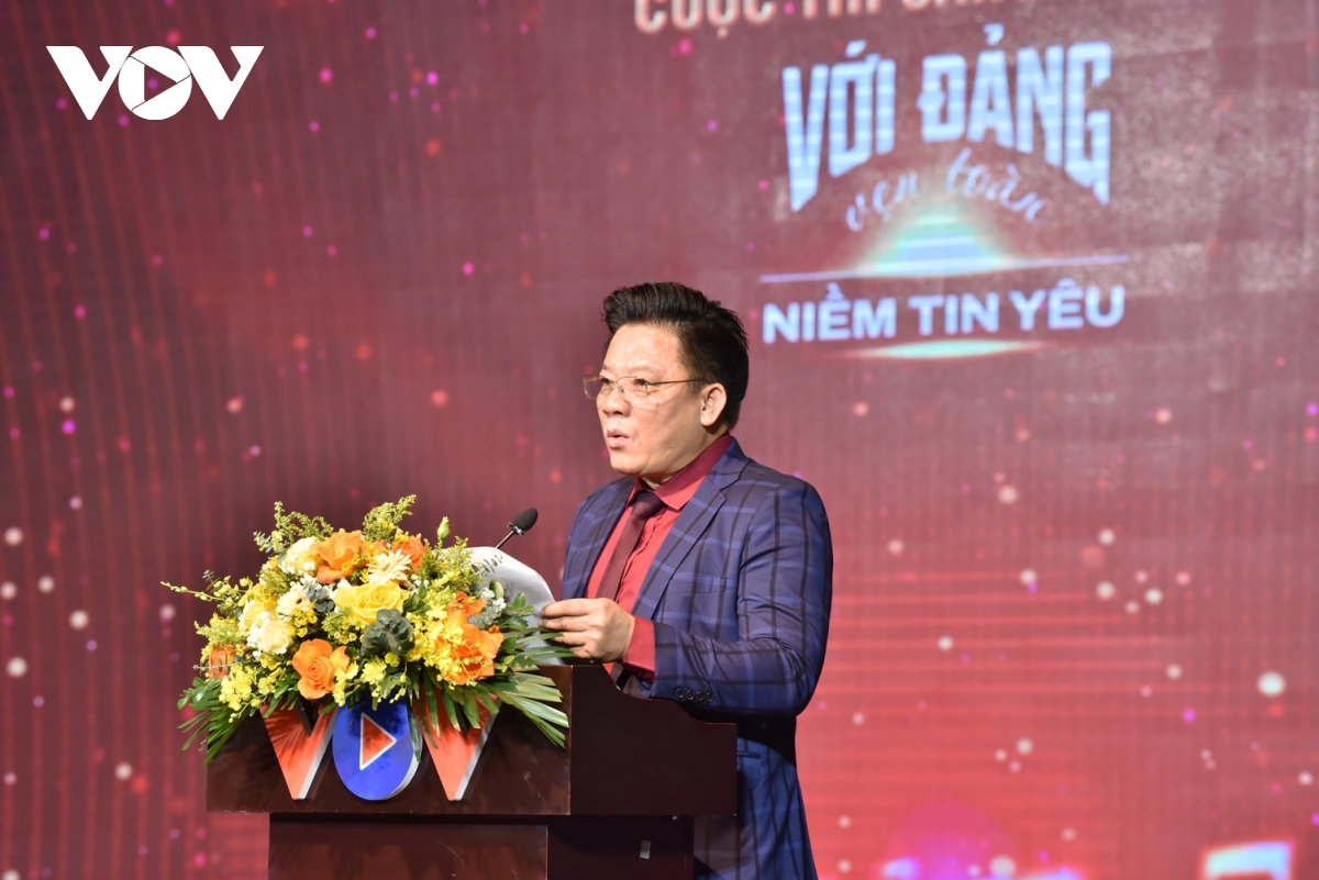 40 tac pham doat giai cuoc van dong sang tac voi Dang ven toan niem tin yeu hinh anh 5