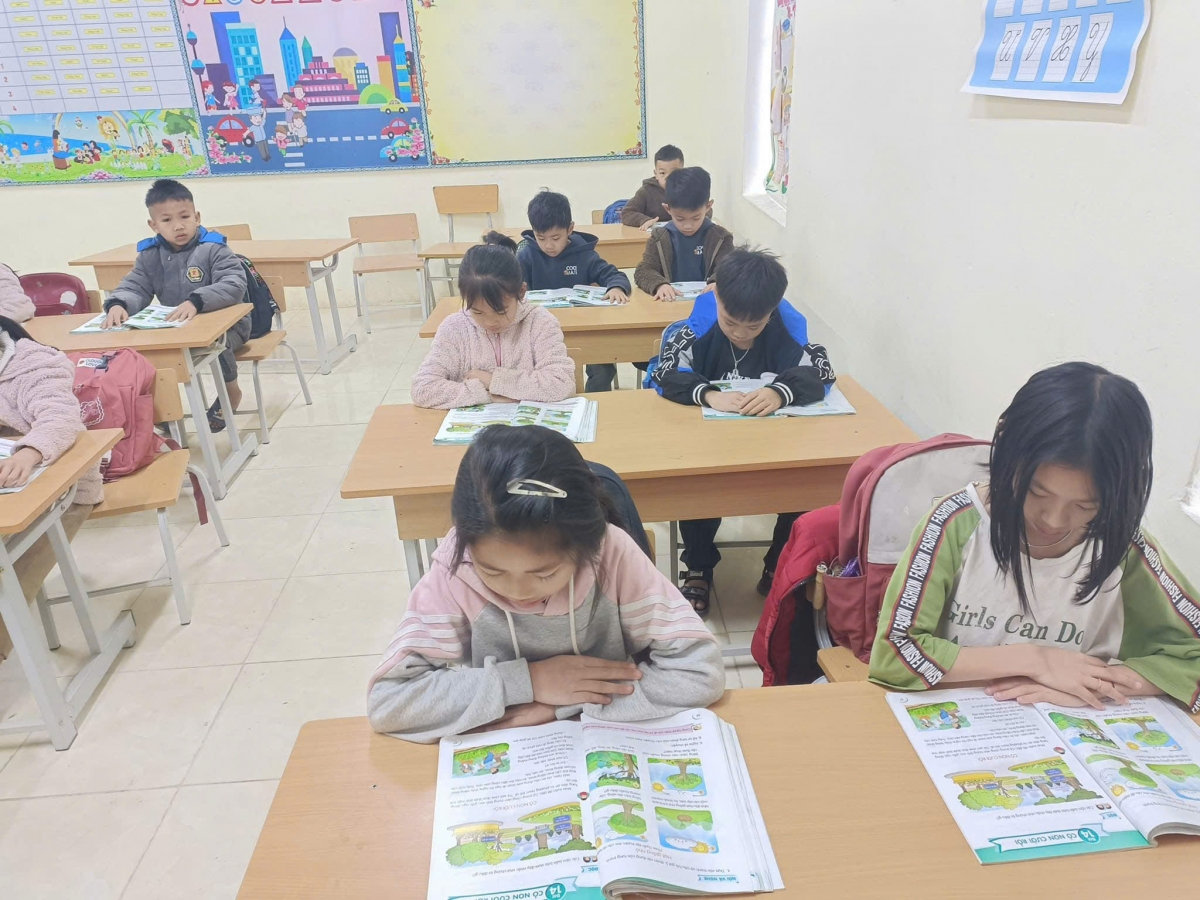 triển khai sgk thống nhất giảm áp lực, đồng bộ tri thức, học sinh dễ tiếp cận hình ảnh 1 trien khai sgk thong nhat giam ap luc, dong bo tri thuc, hoc sinh de tiep can hinh anh 1