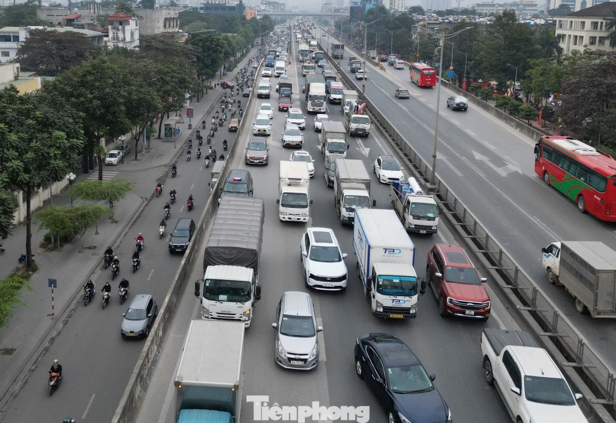 tu 15 1, ha noi cam xe tai tu 2 tan hoat dong trong noi do vao ban ngay hinh anh 1