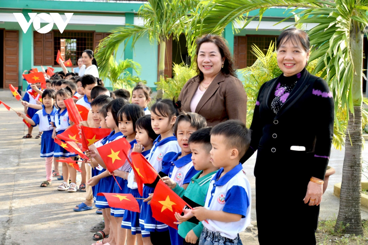 hoan thanh chien dich quang trung bo doi roi vung lu, nghia tinh con o lai hinh anh 12