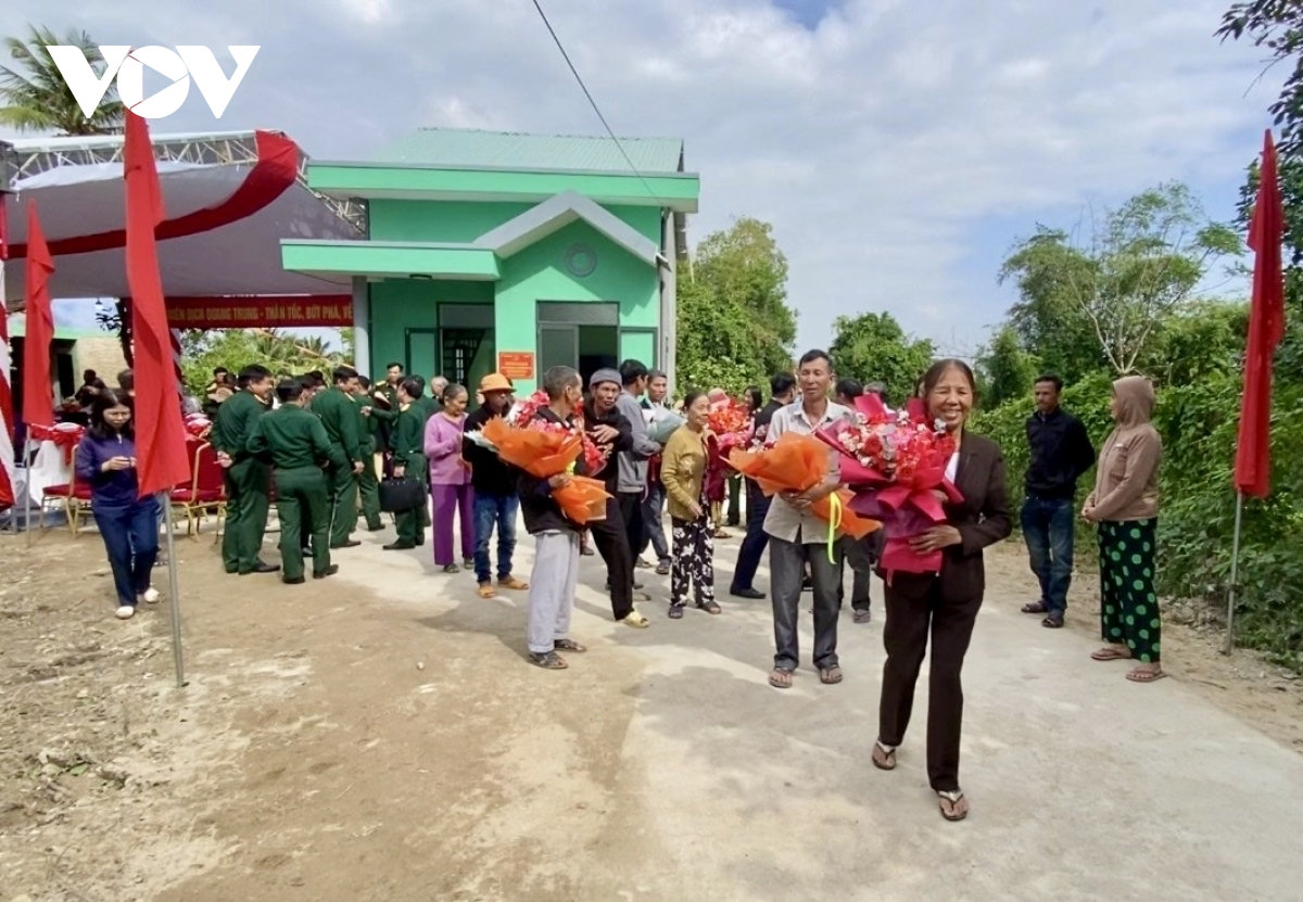 hoan thanh chien dich quang trung bo doi roi vung lu, nghia tinh con o lai hinh anh 6