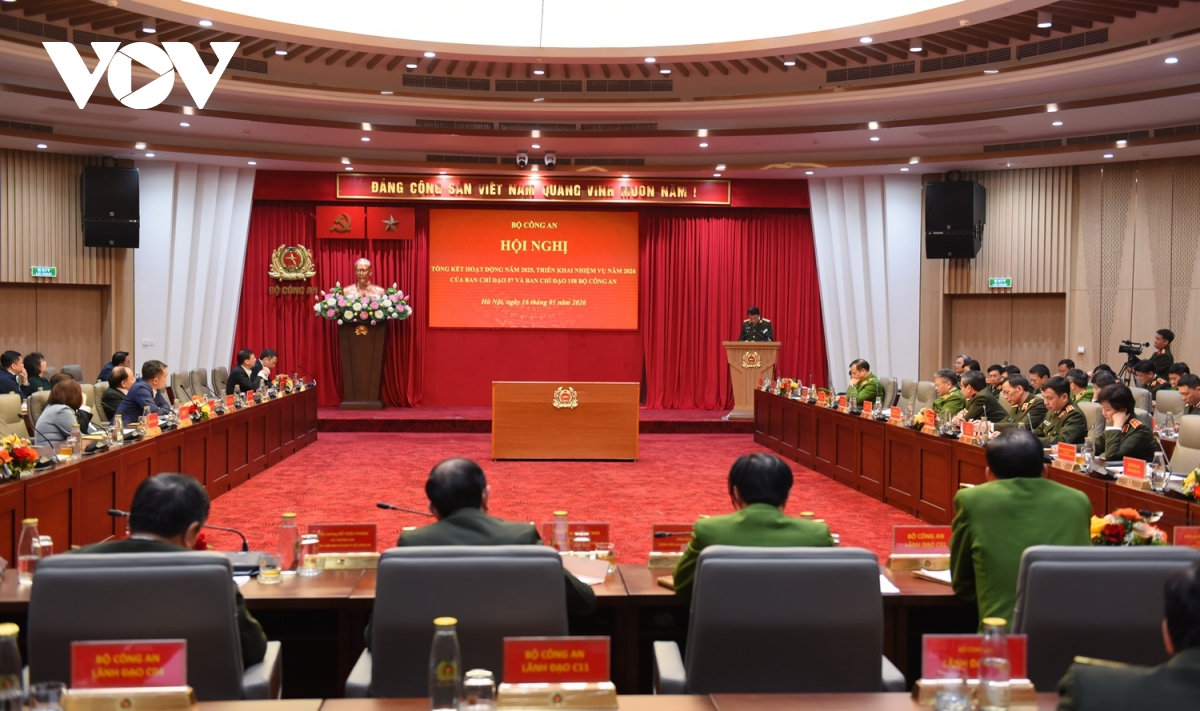 bộ trưởng lương tam quang chuyển đổi số trong ngành công an có nhiều đột phá hình ảnh 2 bo truong luong tam quang chuyen doi so trong nganh cong an co nhieu dot pha hinh anh 2
