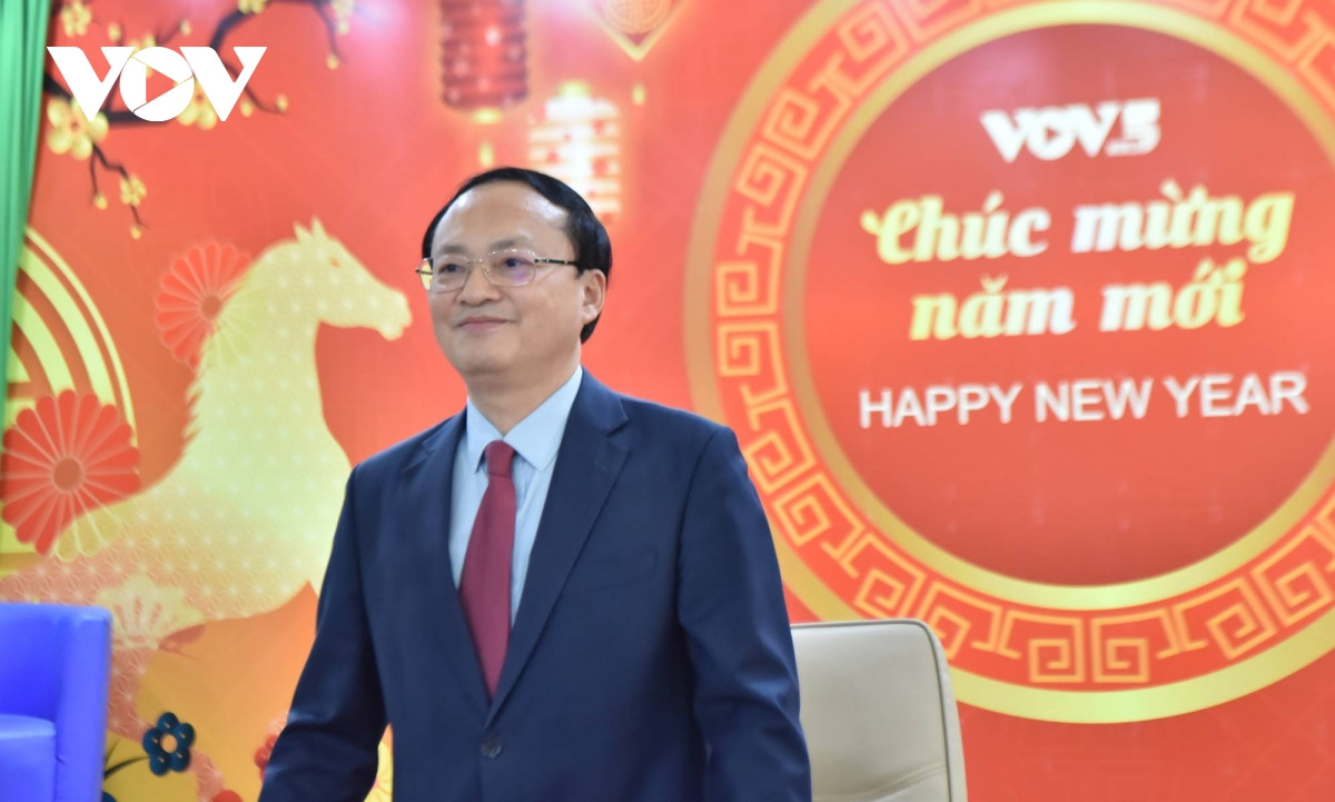  vov se dua tin nhanh, chinh xac, hap dan ve Dai hoi xiv cua Dang hinh anh 7