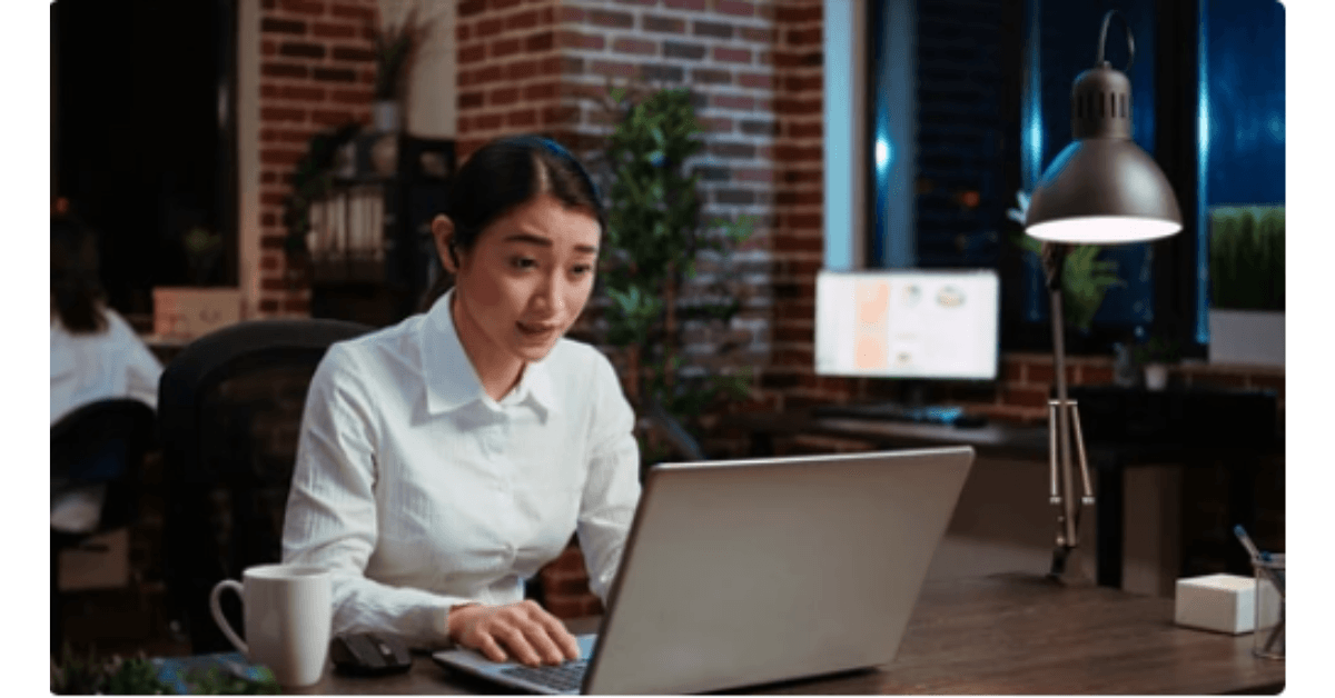 Thức khuya kéo dài khiến gan không có thời gian phục hồi. (Ảnh: Shutterstock)
