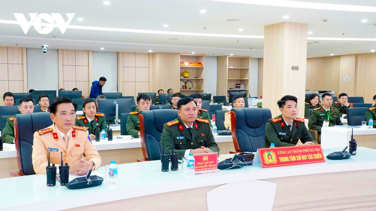 ha noi dung camera ai kich hoat lan song xanh dam bao atgt phuc vu Dai hoi xiv hinh anh 2