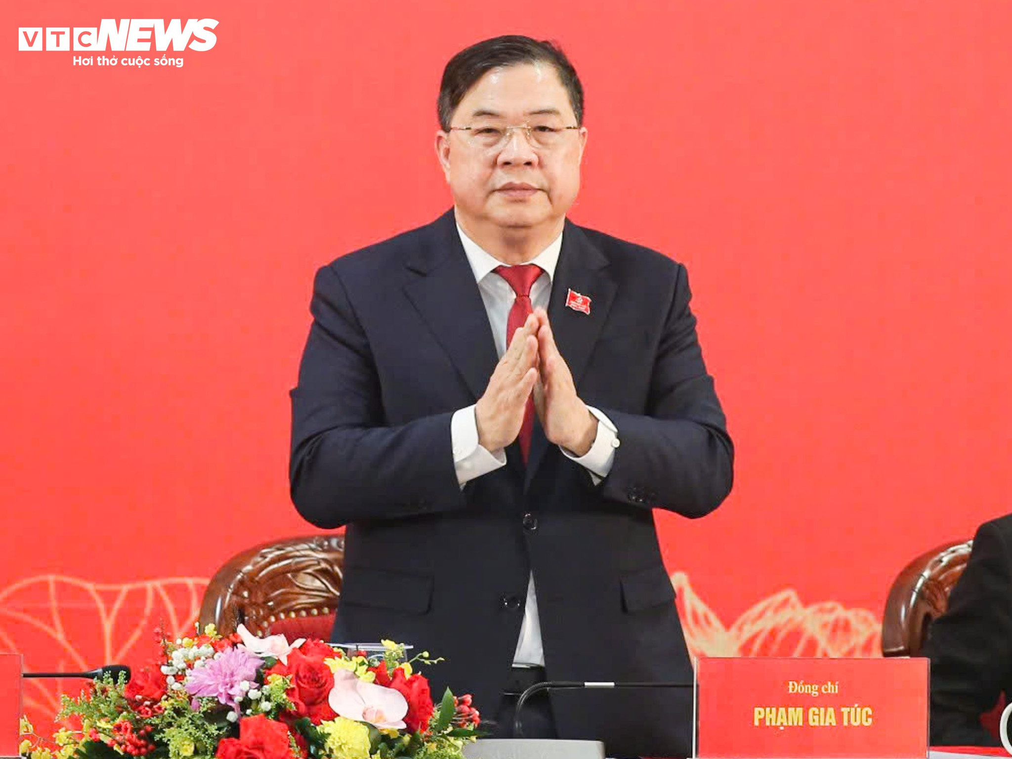 Uỷ viên Bộ Chính trị, Chánh Văn phòng Trung ương Đảng Phạm Gia Túc tại họp báo quốc tế công bố kết quả Đại hội.