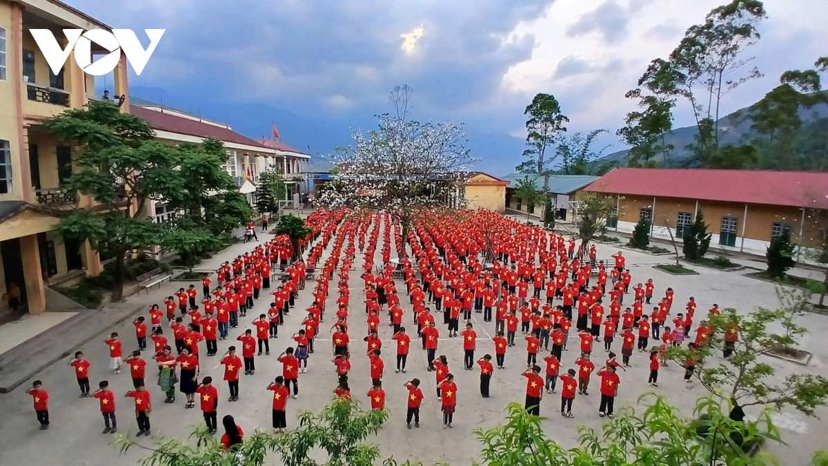 chi so hanh phuc nang cao toan dien doi song nguoi dan lao cai hinh anh 2