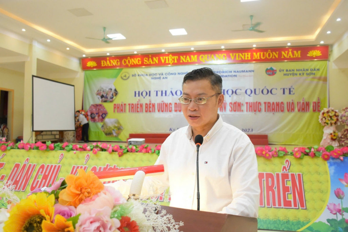 Doi moi tu duy lam van hoa de khoi thong suc manh mem quoc gia sau Dai hoi xiv hinh anh 1