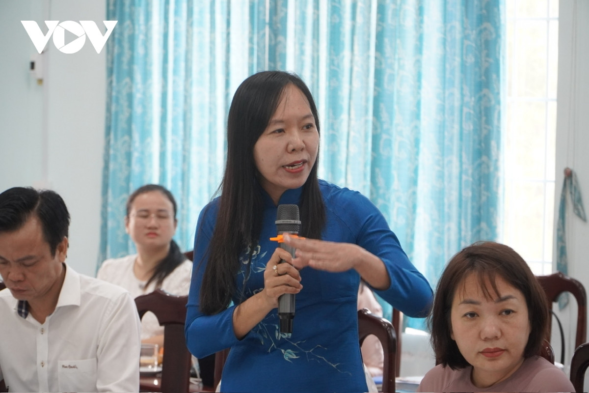 tp.hcm chuan bi bau cu som, dua thung phieu ra gian khoan dau khi hinh anh 3