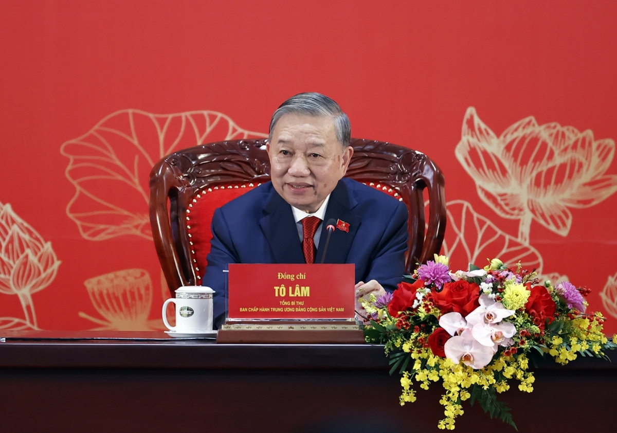 tong bi thu to lam ky quyet dinh phan cong nhan su ban bi thu khoa xiv hinh anh 1