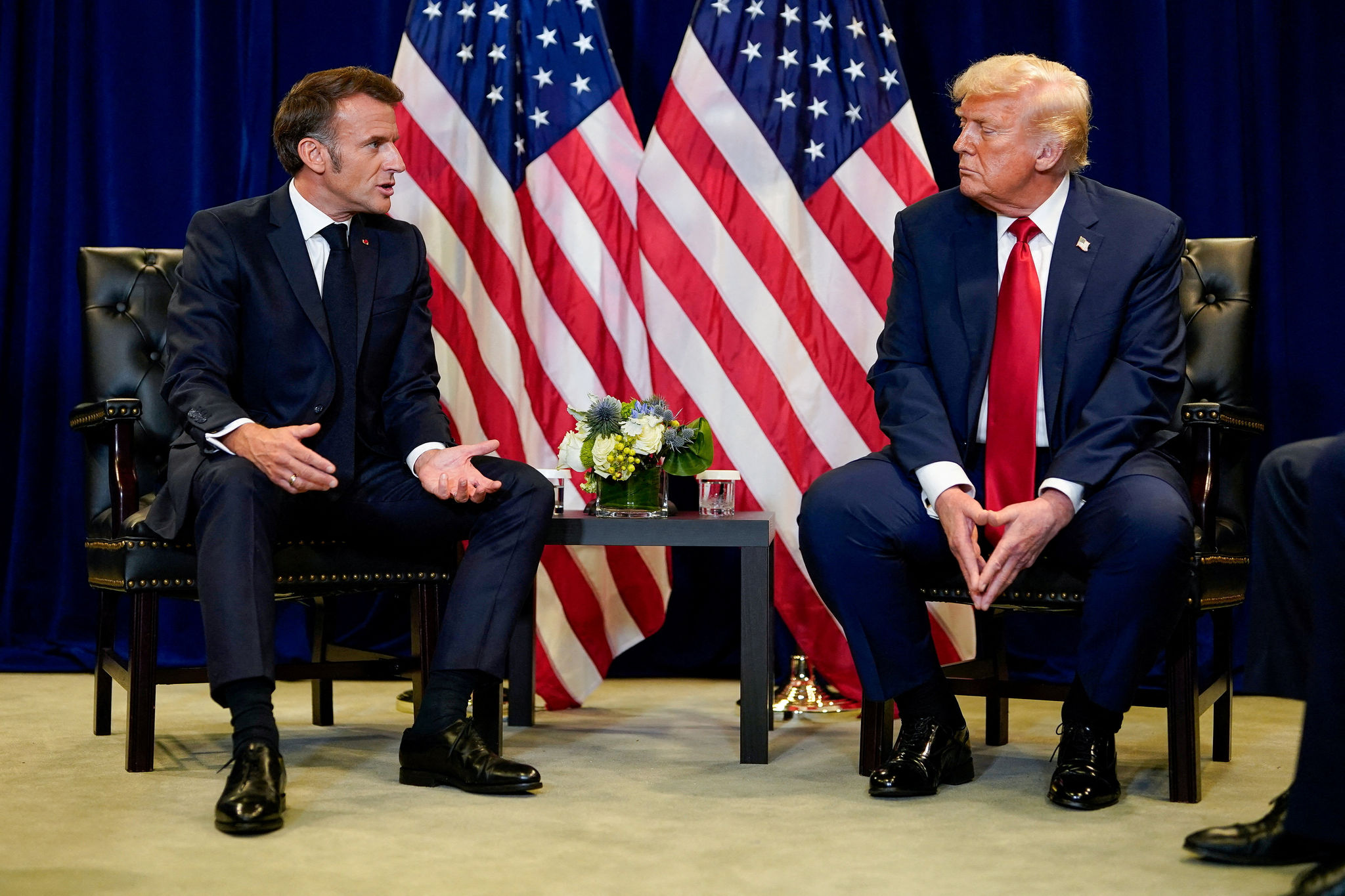 Tổng thống Pháp Emmanuel Macron và Tổng thống Mỹ Donald Trump (Ảnh tư liệu: Reuters)
