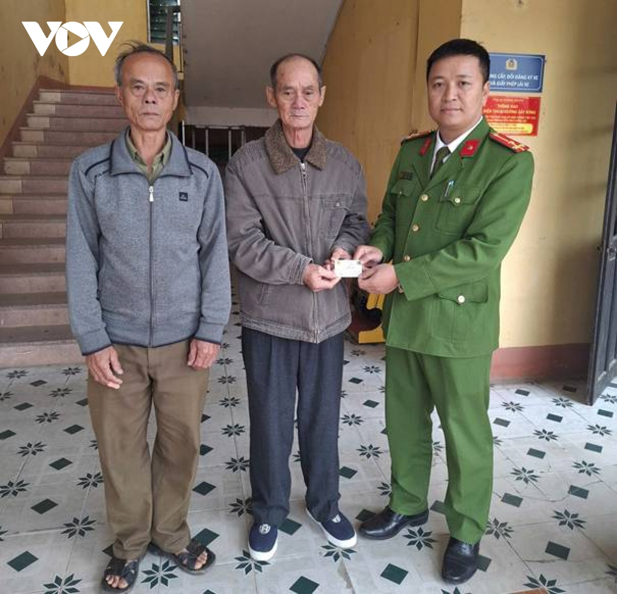 liệt sĩ trở về sau hơn 40 năm báo tử hình ảnh 2 liet si tro ve sau hon 40 nam bao tu hinh anh 2