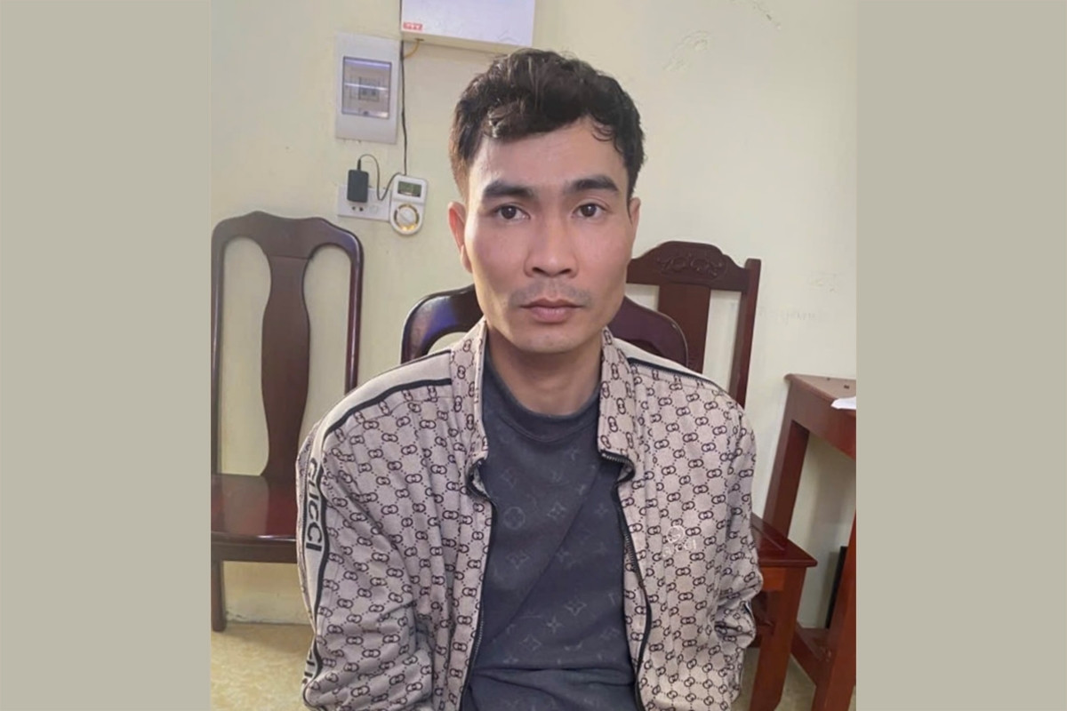 hang loat doi tuong tron truy na bi bat giu trong dip tet binh ngo hinh anh 4