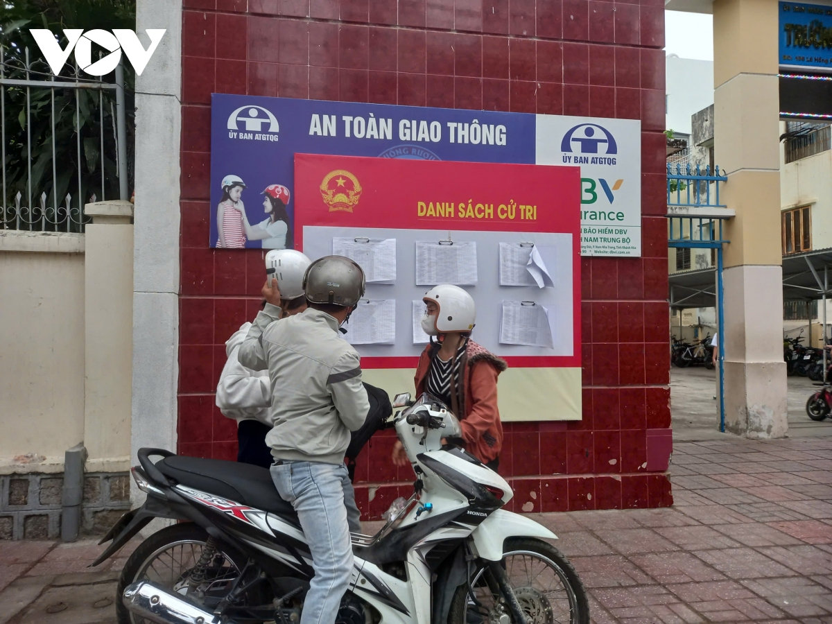 khánh hòa công bố danh sách chính thức người ứng cử Đbqh và hĐnd tỉnh hình ảnh 1 khanh hoa cong bo danh sach chinh thuc nguoi ung cu Dbqh va hDnd tinh hinh anh 1