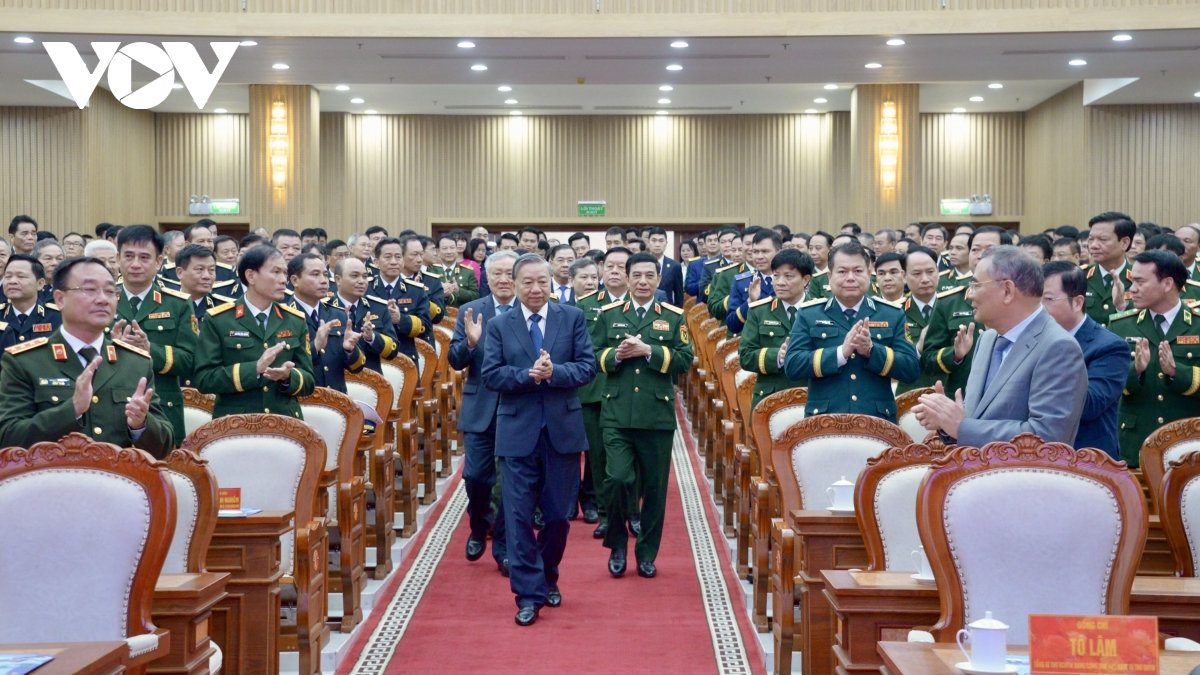 tong bi thu du le don nhan danh hieu anh hung llvtnd cua quan chung hai quan hinh anh 4