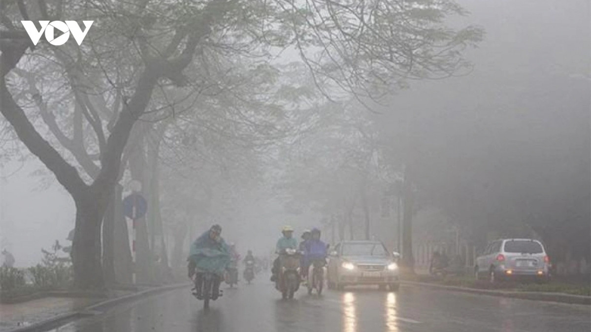 miền bắc bước vào cao điểm nồm ẩm, nhà cửa đổ mồ hôi trong tháng 3 và tháng 4 hình ảnh 2 mien bac buoc vao cao diem nom am, nha cua do mo hoi trong thang 3 va thang 4 hinh anh 2