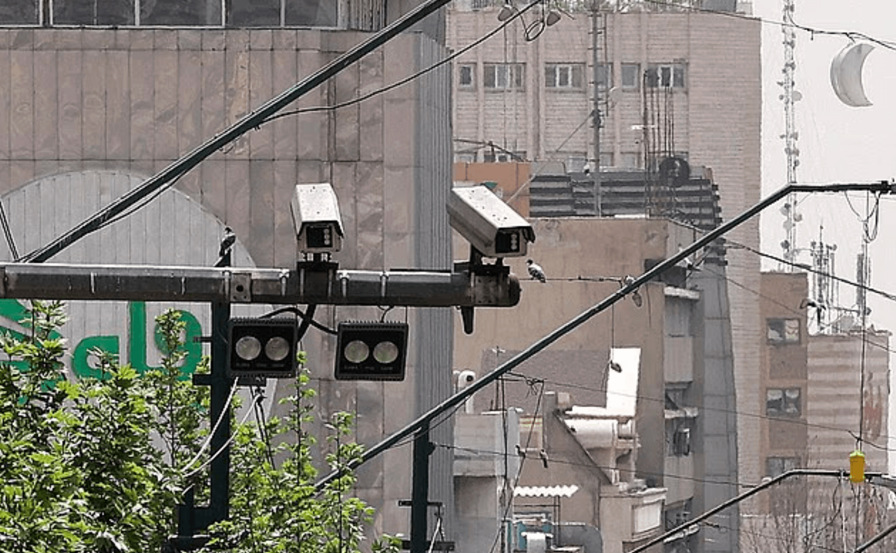 Mossad đột nhập mạng lưới camera giao thông của Tehran trong nhiều năm.