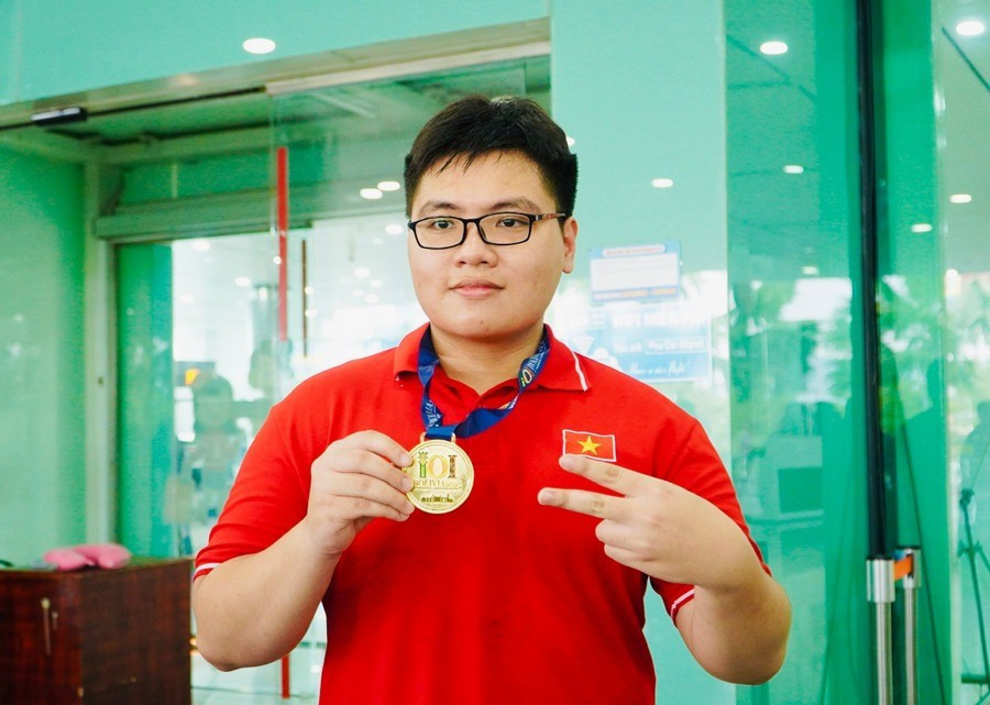 Lê Kiến Thành.