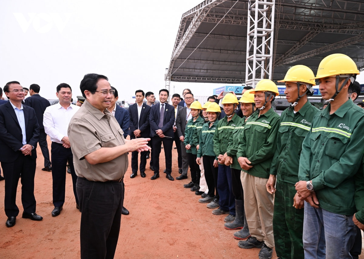 thu tuong xay dung khu kinh te hang khong hien dai, hoi nhap quoc te hinh anh 2