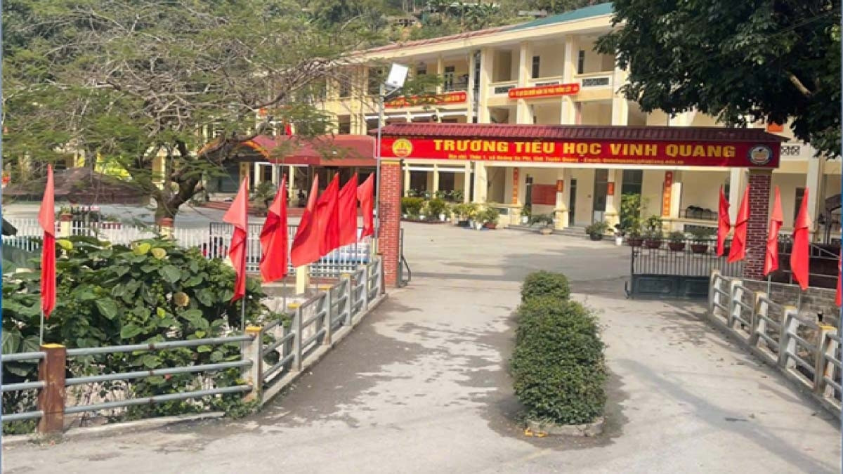 những nữ giáo viên dẫn dắt chuyển đổi số từ lớp học vùng khó hình ảnh 2 nhung nu giao vien dan dat chuyen doi so tu lop hoc vung kho hinh anh 2