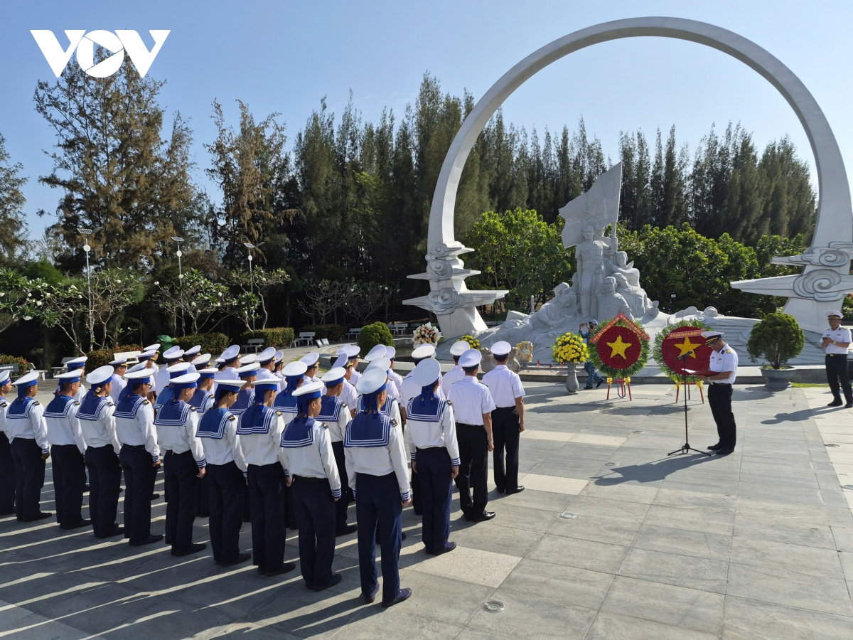 từ khu tưởng niệm gạc ma vang mãi lời thề giữ biển hình ảnh 1 tu khu tuong niem gac ma vang mai loi the giu bien hinh anh 1