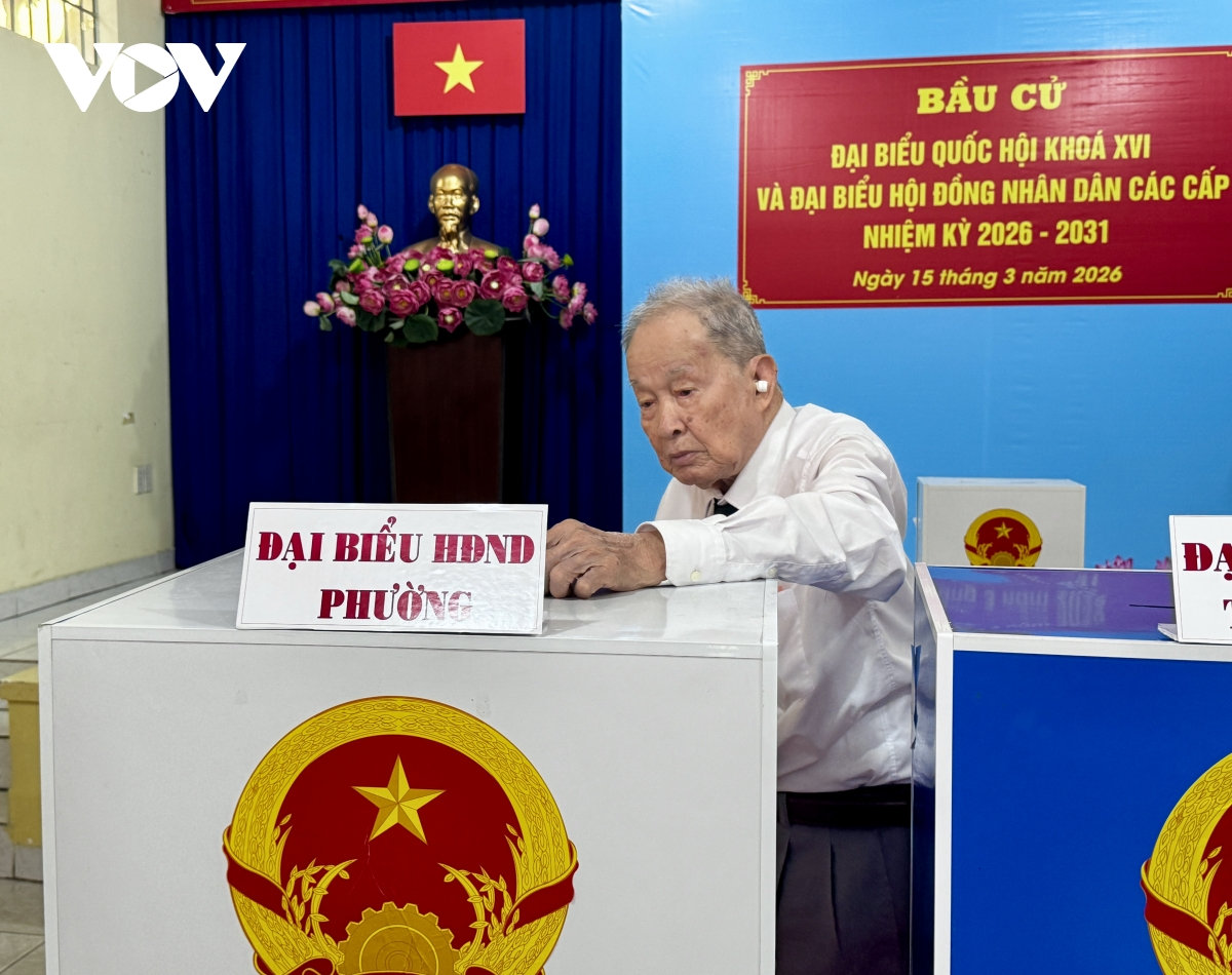 cu tri dac biet tu cang va cau chuyen bau cu nam 1946 den nay hinh anh 3