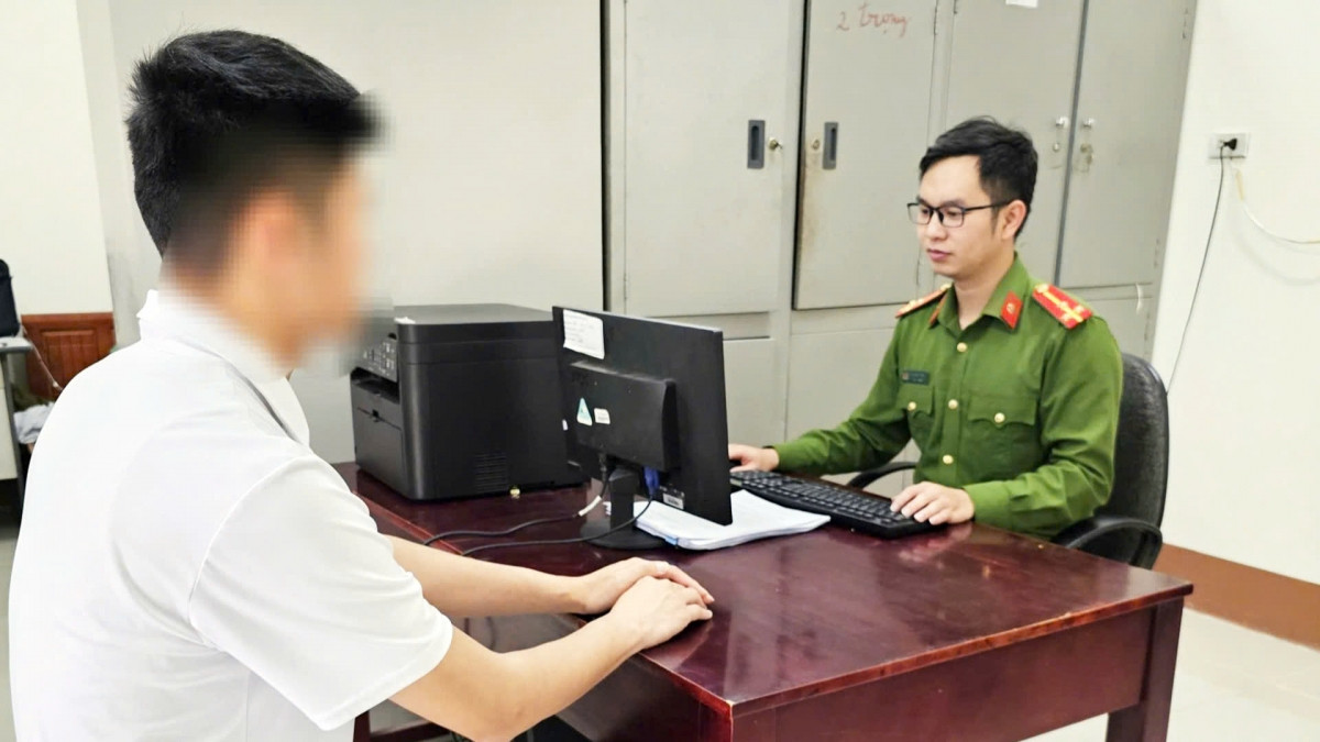 lao dong chui nhap canh trai phep tu trung quoc ve viet nam bi xu phat hinh anh 1