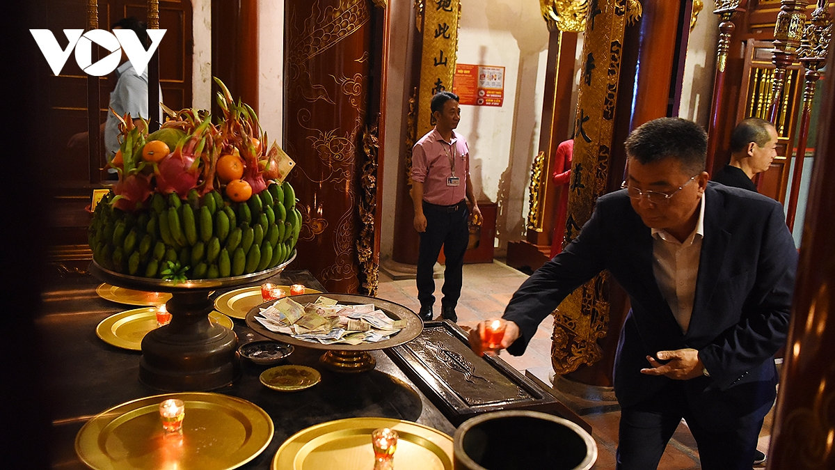 phu tho gioi thieu tour du lich dem doc dao Den hung lung linh nguon coi hinh anh 11