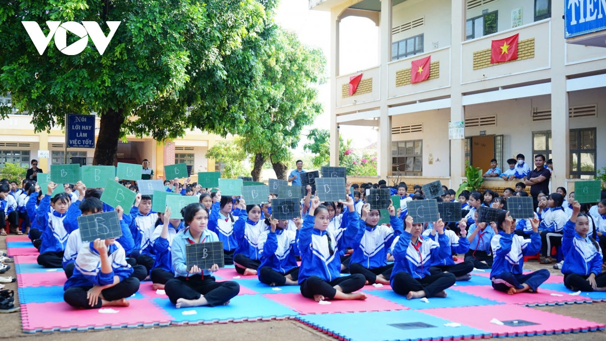 tháng ba biên giới lan tỏa lòng yêu nước với học sinh vùng biên gia lai hình ảnh 1 thang ba bien gioi lan toa long yeu nuoc voi hoc sinh vung bien gia lai hinh anh 1