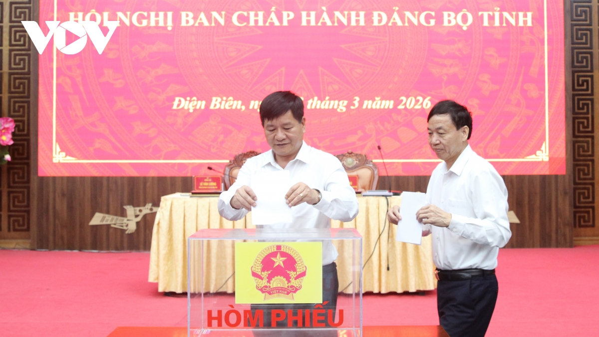 giới thiệu ông lê văn lương tái cử chủ tịch ubnd Điện biên với số phiếu tuyệt đối hình ảnh 1 gioi thieu ong le van luong tai cu chu tich ubnd Dien bien voi so phieu tuyet doi hinh anh 1