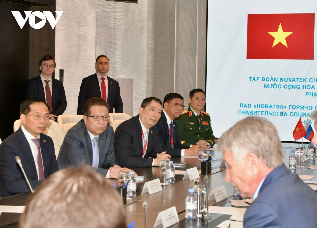 thủ tướng phạm minh chính thăm tập đoàn khí đốt hàng đầu của nga hình ảnh 4 thu tuong pham minh chinh tham tap doan khi dot hang dau cua nga hinh anh 4