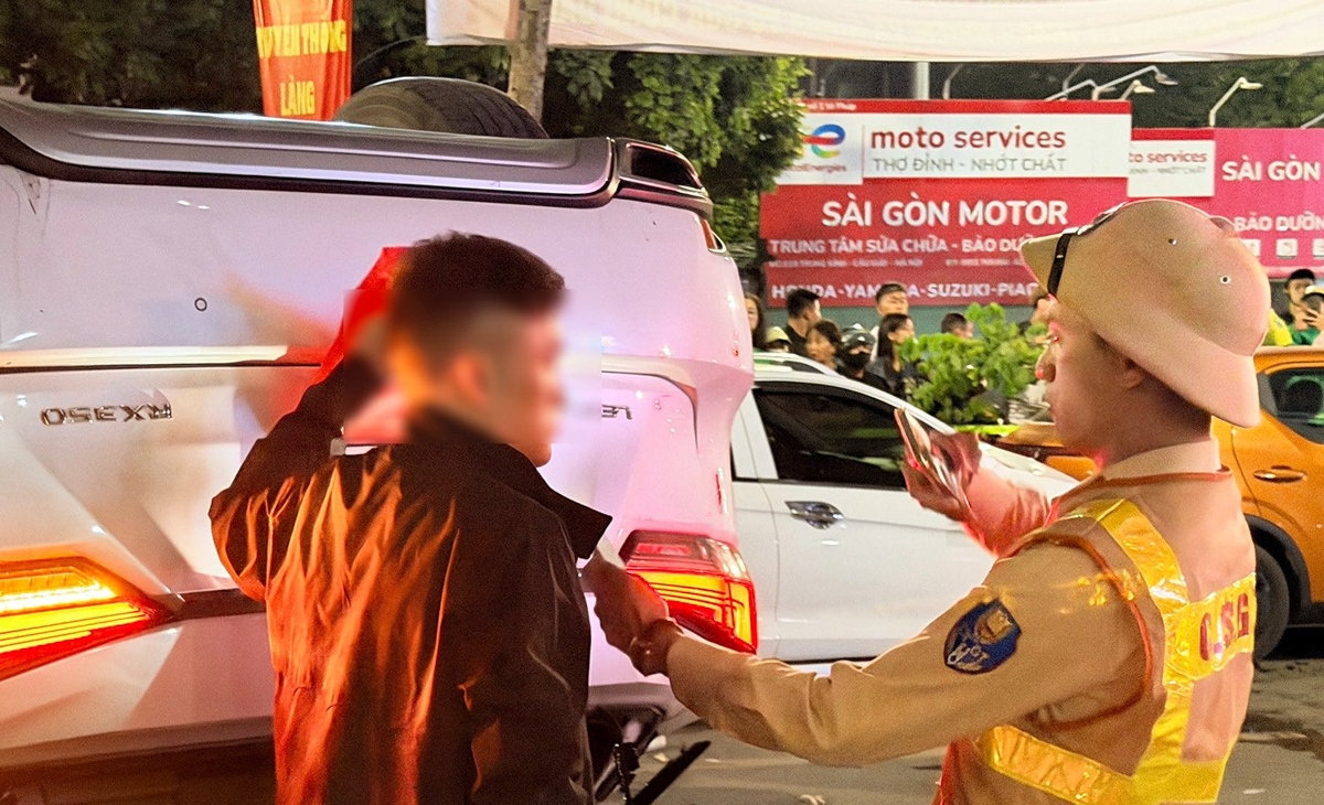 công an hà nội thông tin chính thức vụ xe lexus 350 ủi 6 xe ở trung kính hình ảnh 2 cong an ha noi thong tin chinh thuc vu xe lexus 350 ui 6 xe o trung kinh hinh anh 2