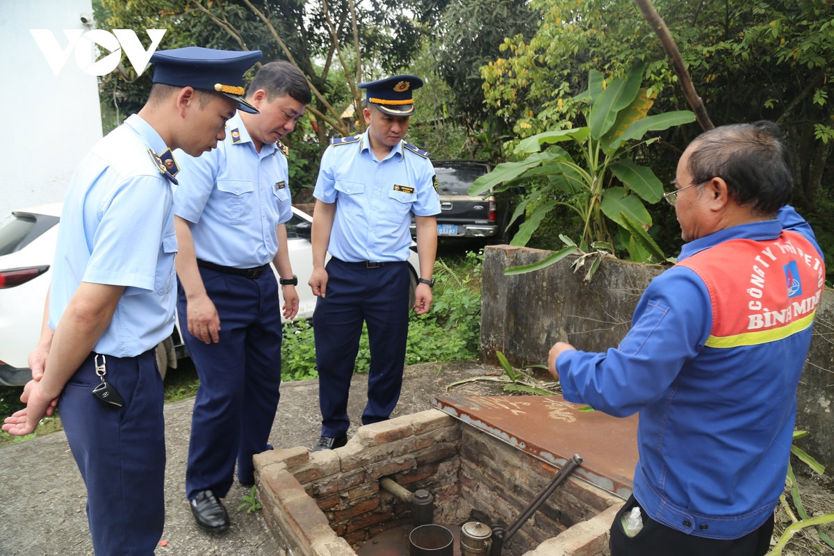 xu phat 1 co so xang dau o cao bang treo bien het xang khi van con hang hinh anh 2