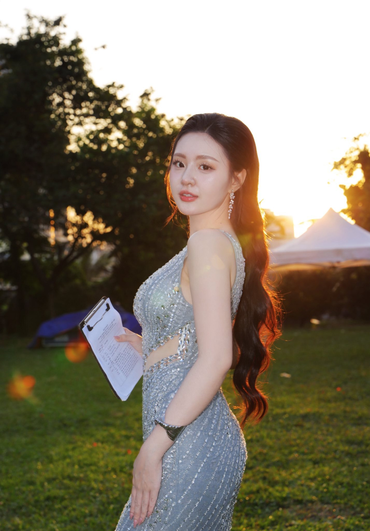 Trong học tập và hoạt động sinh viên, cô ghi dấu với nhiều thành tích như Quán quân cuộc thi MC song ngữ Én Vàng UEF 2024, Á khôi 1 Hoa khôi Sinh viên Việt Nam khu vực miền Nam 2023, Top 10 Hoa khôi Sinh viên Việt Nam 2023 và danh hiệu “Nữ sinh nhân ái”. Khánh Như cũng từng đạt học bổng hỗ trợ học tập 150% tại Đại học Kinh tế TP.HCM, đồng thời tham gia nhiều cuộc thi học thuật như tranh biện, dịch thuật, lồng tiếng tiếng Anh và đạt các giải thưởng cao.