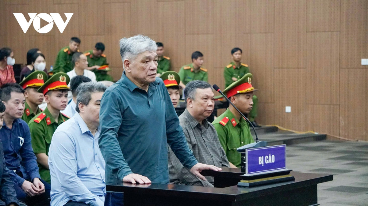 cựu quyền cục trưởng trần tố nghị khai về 10 tỷ đồng đặt trước cửa nhà hình ảnh 1 cuu quyen cuc truong tran to nghi khai ve 10 ty dong dat truoc cua nha hinh anh 1