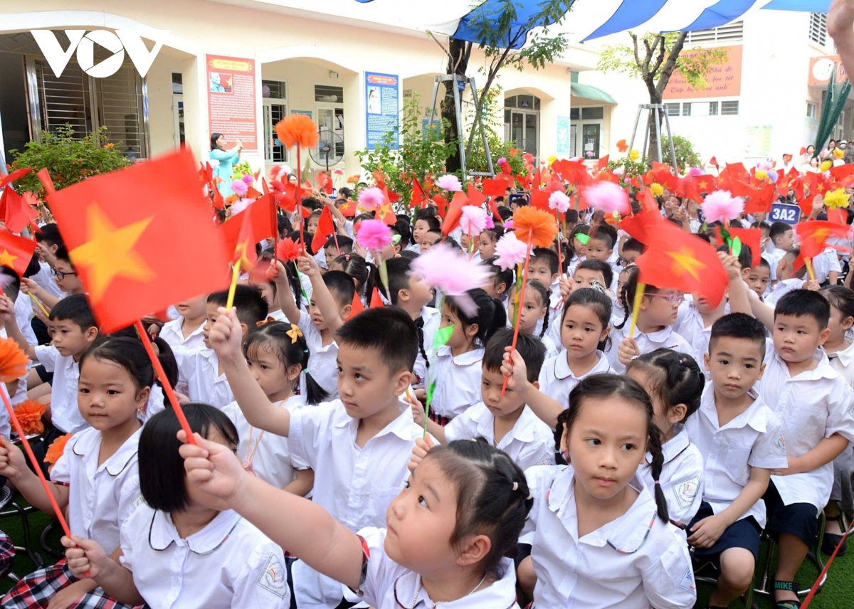 cuộc đua vào lớp 6 nóng lên cảnh báo từ chuyên gia về cuộc đua học sớm hình ảnh 2 cuoc dua vao lop 6 nong len canh bao tu chuyen gia ve cuoc dua hoc som hinh anh 2
