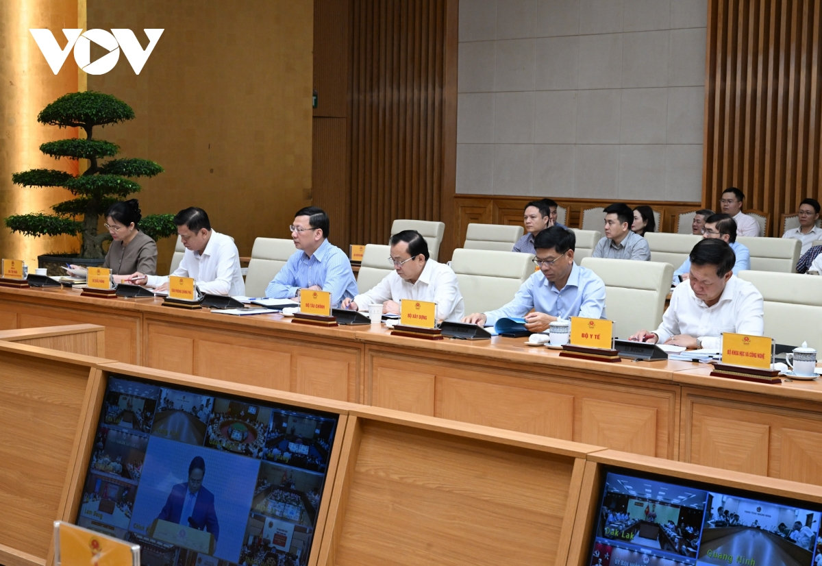 thủ tướng xây dựng xã, phường, đặc khu là pháo đài trong phòng chống thiên tai hình ảnh 2 thu tuong xay dung xa, phuong, dac khu la phao dai trong phong chong thien tai hinh anh 2