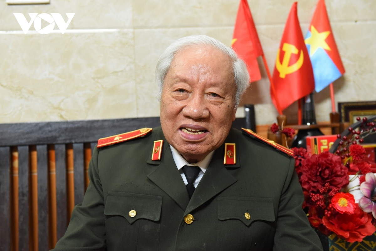 thieu tuong phan van lai cang chong tham nhung, nguoi dan cang ung ho hinh anh 1