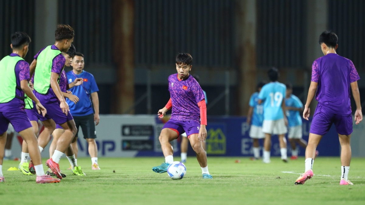 u17 viet nam hoi quan, san sang buoc vao hanh trinh chinh phuc giai Dong nam A hinh anh 1