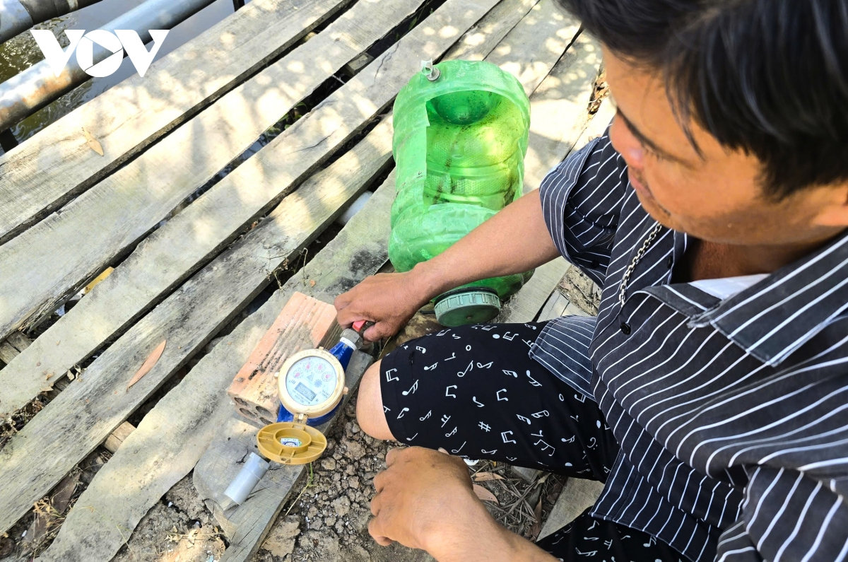 cơn khát nước sạch giữa vùng đất nhiễm phèn mặn ở biển bạch, cà mau hình ảnh 1 con khat nuoc sach giua vung dat nhiem phen man o bien bach, ca mau hinh anh 1