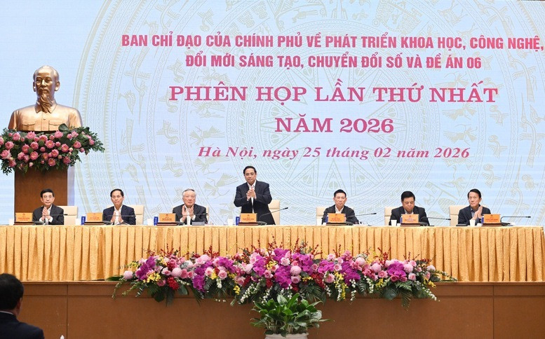 Thủ tướng Phạm Minh Chính, Trưởng Ban Chỉ đạo của Chính phủ về phát triển khoa học, công nghệ, đổi mới sáng tạo, chuyển đổi số và Đề án 06, chủ trì phiên họp lần thứ nhất năm 2026 của Ban Chỉ đạo.