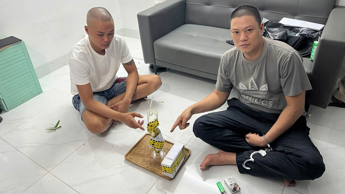 triet pha o ma tuy giua long ha noi, bat 3 doi tuong hinh anh 2