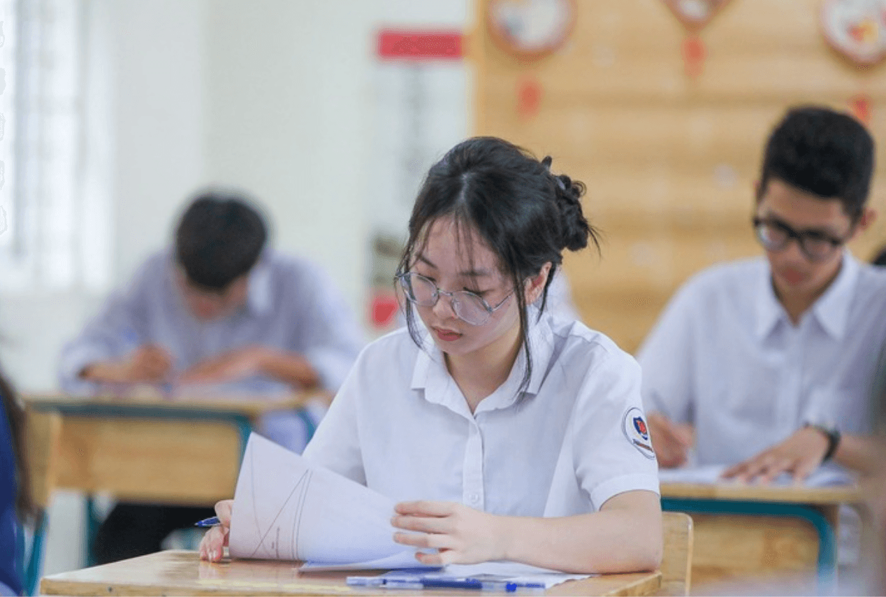 89 trường THPT tư thục tại Hà Nội đều xét học bạ để tuyển lớp 10. (Ảnh minh họa)