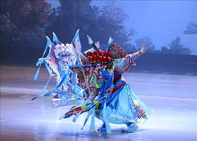 tổng bí thư, chủ tịch nước tô lâm dự chương trình nghệ thuật hữu nghị việt -trung hình ảnh 3 tong bi thu, chu tich nuoc to lam du chuong trinh nghe thuat huu nghi viet -trung hinh anh 3