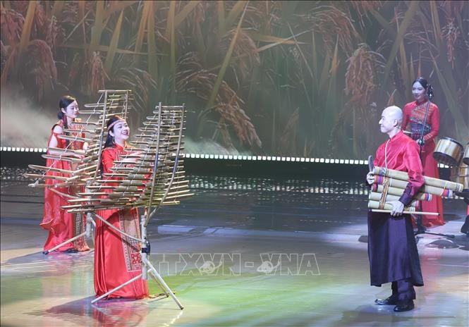 tổng bí thư, chủ tịch nước tô lâm dự chương trình nghệ thuật hữu nghị việt -trung hình ảnh 2 tong bi thu, chu tich nuoc to lam du chuong trinh nghe thuat huu nghi viet -trung hinh anh 2